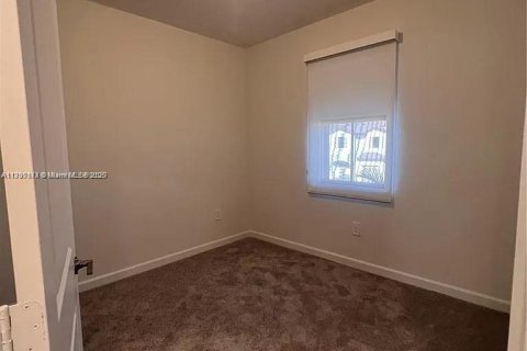 Condo in Homestead, Florida, 3 bedrooms № 1712028 - photo 14