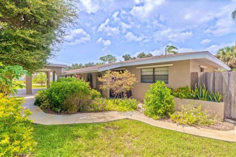 Villa ou maison à vendre à Bradenton, Floride: 3 chambres, 167.6 m2 № 1585825 - photo 1