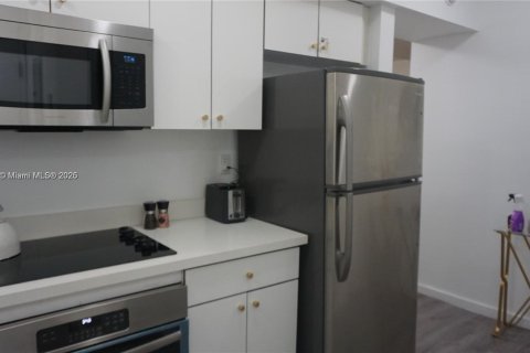 Copropriété à vendre à Miami Beach, Floride: 1 chambre, 41.81 m2 № 1871834 - photo 6