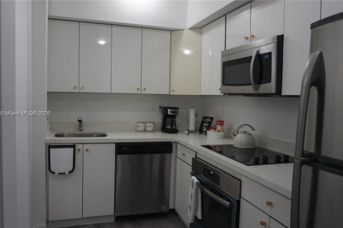 Copropriété à vendre à Miami Beach, Floride: 1 chambre, 41.81 m2 № 1871834 - photo 5