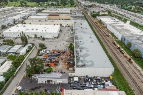 Commercial property in Pembroke Park, Florida № 1932208 - photo 26