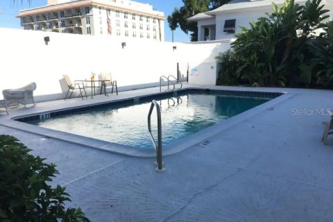 Touwnhouse à vendre à Winter Haven, Floride: 2 chambres, 130.81 m2 № 2277933 - photo 30