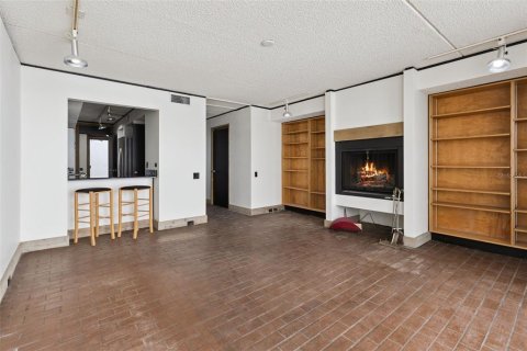Touwnhouse à vendre à Winter Haven, Floride: 2 chambres, 130.81 m2 № 2277933 - photo 13