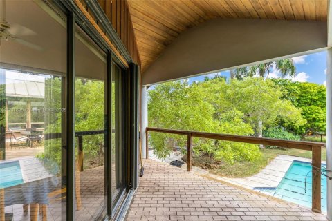 Купить коммерческую недвижимость в Хомстед, Флорида № 1895349 - фото 23