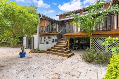 Купить коммерческую недвижимость в Хомстед, Флорида № 1895349 - фото 9