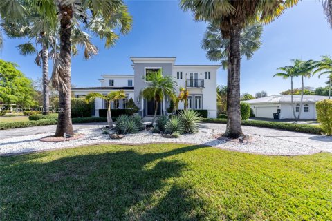 Villa ou maison à Coral Gables, Floride 7 chambres, 652.55 m2 № 2174410