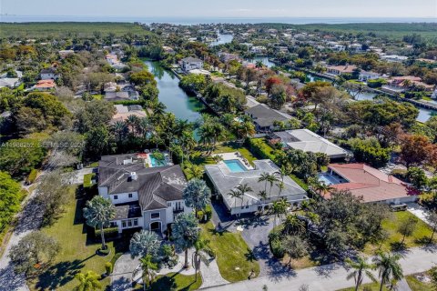 Villa ou maison à vendre à Coral Gables, Floride: 7 chambres, 652.55 m2 № 2174410 - photo 4