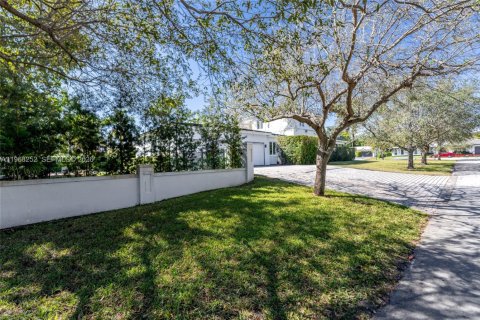 Villa ou maison à vendre à Coral Gables, Floride: 7 chambres, 652.55 m2 № 2174410 - photo 7