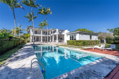 Villa ou maison à vendre à Coral Gables, Floride: 7 chambres, 652.55 m2 № 2174410 - photo 10