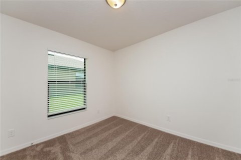 House in Dundee, Florida 3 bedrooms, 128.48 sq.m. № 1905901 - photo 11