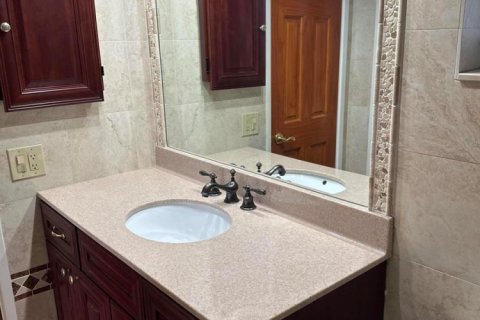 Купить кондоминиум в Помпано-Бич, Флорида 3 комнаты, 79.9м2, № 2085312 - фото 21