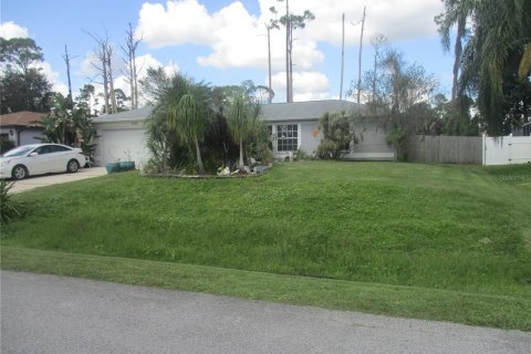 Villa ou maison à vendre à North Port, Floride: 3 chambres, 110.74 m2 № 2423594 - photo 2