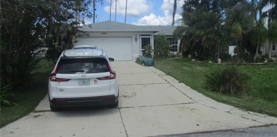 Villa ou maison à North Port, Floride 3 chambres, 110.74 m2 № 2423594