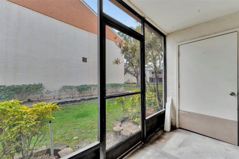 Copropriété à louer à Saint Petersburg, Floride: 2 chambres, 101.26 m2 № 2114499 - photo 18