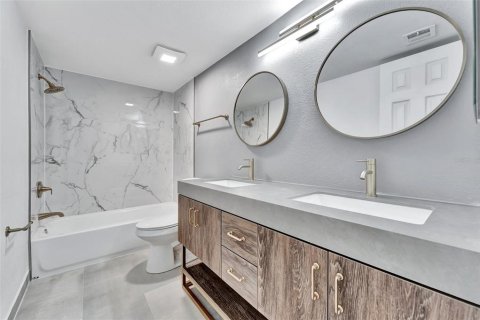 Copropriété à louer à Saint Petersburg, Floride: 2 chambres, 101.26 m2 № 2114499 - photo 22