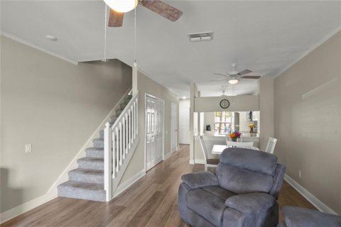 Touwnhouse à vendre à Oldsmar, Floride: 2 chambres, 103.12 m2 № 1914896 - photo 14