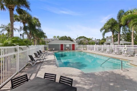 Touwnhouse à vendre à Oldsmar, Floride: 2 chambres, 103.12 m2 № 1914896 - photo 4