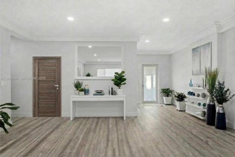 House in Hollywood, Florida 3 bedrooms, 267.74 sq.m. № 1925112 - photo 28