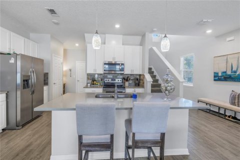 Adosado en venta en Tampa, Florida, 3 dormitorios, 187.66 m2 № 1524439 - foto 9