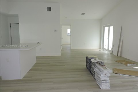 Villa ou maison à louer à Homestead, Floride: 3 chambres, 102.19 m2 № 1973491 - photo 14