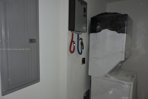 Villa ou maison à louer à Homestead, Floride: 3 chambres, 102.19 m2 № 1973491 - photo 17