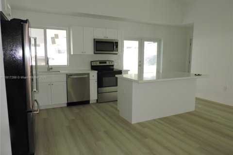 Villa ou maison à louer à Homestead, Floride: 3 chambres, 102.19 m2 № 1973491 - photo 15