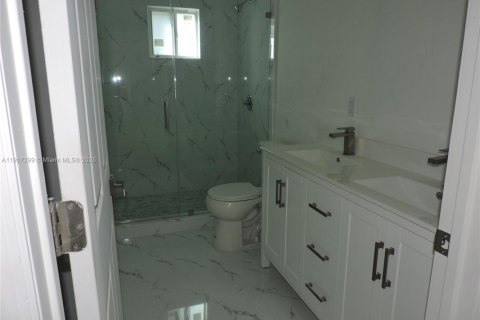 Villa ou maison à louer à Homestead, Floride: 3 chambres, 102.19 m2 № 1973491 - photo 11