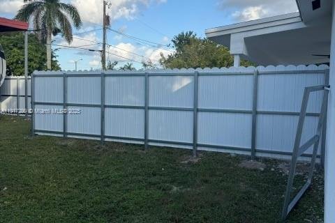 Villa ou maison à louer à Homestead, Floride: 3 chambres, 102.19 m2 № 1973491 - photo 21