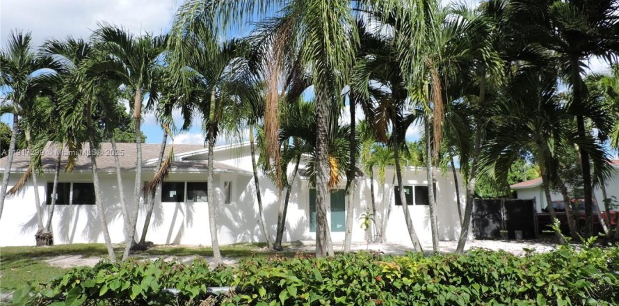 Villa ou maison à Homestead, Floride 3 chambres, 102.19 m2 № 1973491