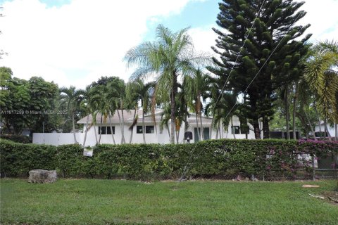 Villa ou maison à louer à Homestead, Floride: 3 chambres, 102.19 m2 № 1973491 - photo 3