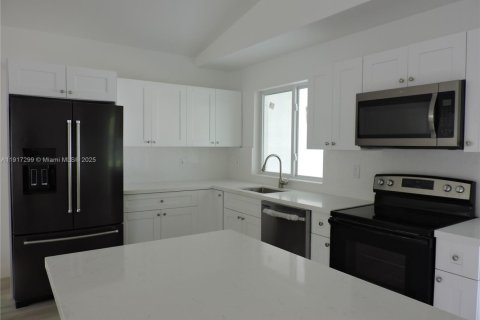 Villa ou maison à louer à Homestead, Floride: 3 chambres, 102.19 m2 № 1973491 - photo 9