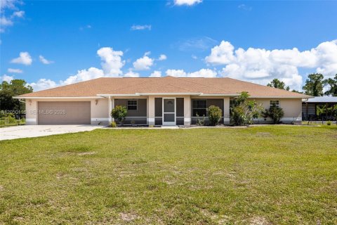 Villa ou maison à LaBelle, Floride 3 chambres № 2252134