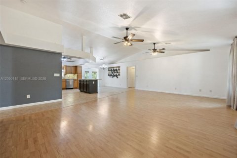 Villa ou maison à vendre à LaBelle, Floride: 3 chambres № 2252134 - photo 5