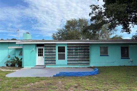 House in Clearwater, Florida 3 bedrooms, 173.17 sq.m. № 2394349 - photo 24