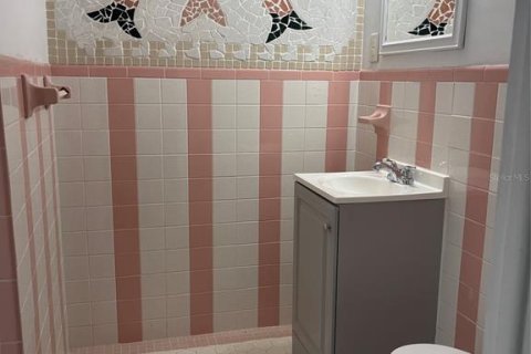 House in Clearwater, Florida 3 bedrooms, 173.17 sq.m. № 2394349 - photo 16