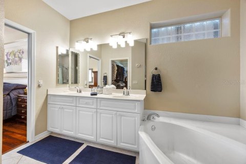 Casa en venta en North Fort Myers, Florida, 3 dormitorios, 189.24 m2 № 1795385 - foto 26