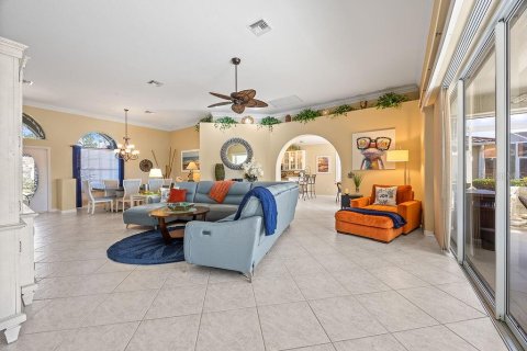 Casa en venta en North Fort Myers, Florida, 3 dormitorios, 189.24 m2 № 1795385 - foto 15