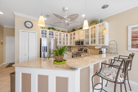 Casa en venta en North Fort Myers, Florida, 3 dormitorios, 189.24 m2 № 1795385 - foto 19