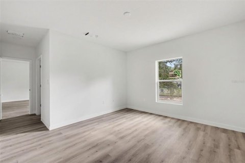 House in Ocala, Florida 3 bedrooms, 129.97 sq.m. № 2391506 - photo 15