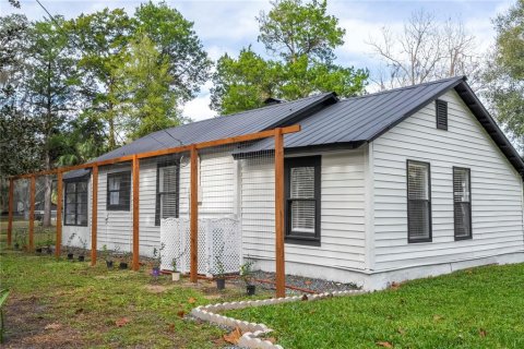 House in Ocala, Florida 5 bedrooms, 229.28 sq.m. № 1543619 - photo 3