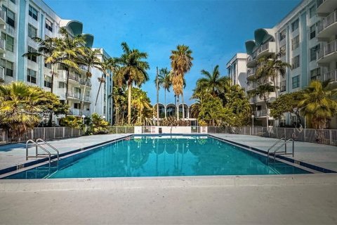 Condo in Miami, Florida, 1 bedroom  № 2081095