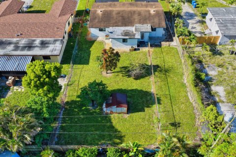 Immobilier commercial à vendre à Oakland Park, Floride: 141.58 m2 № 2403827 - photo 21