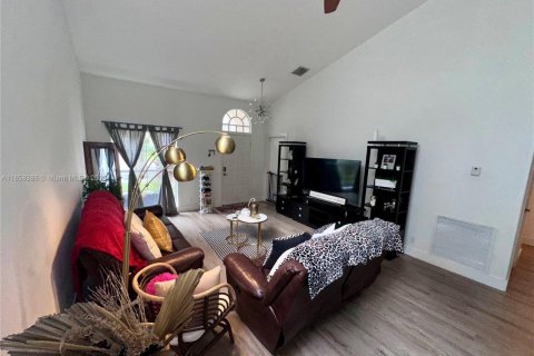 Villa ou maison à vendre à Coral Springs, Floride: 3 chambres, 122.45 m2 № 1889592 - photo 7