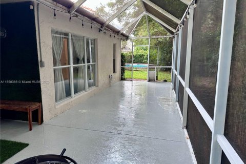 Villa ou maison à vendre à Coral Springs, Floride: 3 chambres, 122.45 m2 № 1889592 - photo 25