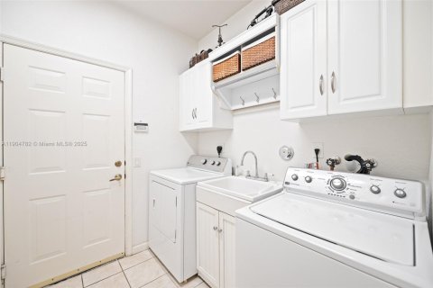 Adosado en venta en Weston, Florida, 3 dormitorios, 148.64 m2 № 2015950 - foto 20