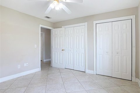 House in Longwood, Florida 3 bedrooms, 138.05 sq.m. № 2390975 - photo 24