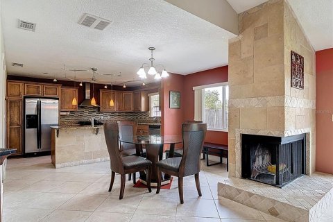 House in Longwood, Florida 3 bedrooms, 138.05 sq.m. № 2390975 - photo 13