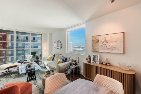 Copropriété à vendre à Miami, Floride: 2 chambres, 111.48 m2 № 2183262 - photo 3