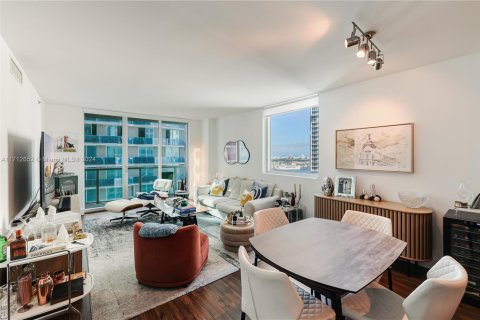 Copropriété à vendre à Miami, Floride: 2 chambres, 111.48 m2 № 2183262 - photo 2