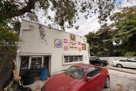 Propiedad comercial en venta en South Miami, Florida № 2044440 - foto 14